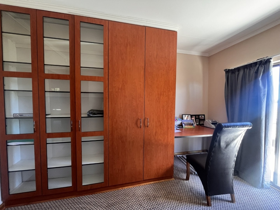 4 Bedroom Property for Sale in Lilyvale Free State